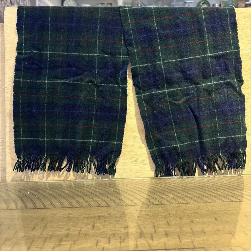 Vtg 90s Pendleton Green Tartan Plaid Wool Scarf 8 x 60 Made In USA - Picture 2 of 3